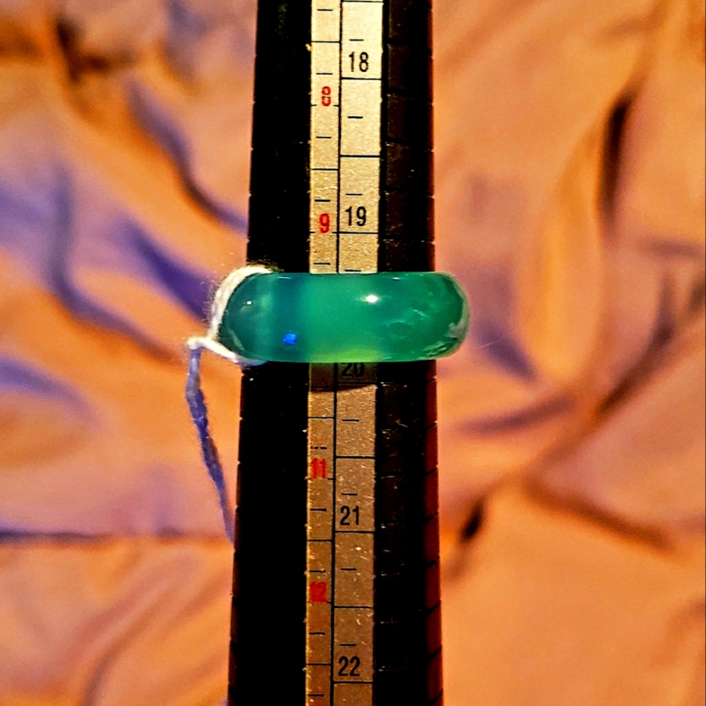 UNISEX GREEN JADE RING - Picture 3 of 5